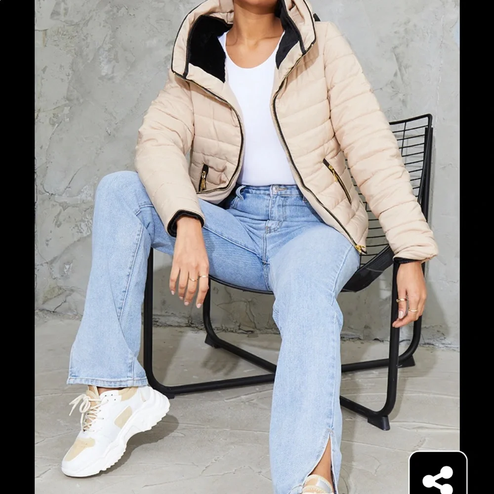✨PRETTY LITTLE THING MARA PUFFER JACKET UK 🇬🇧 - Picture 4 of 7
